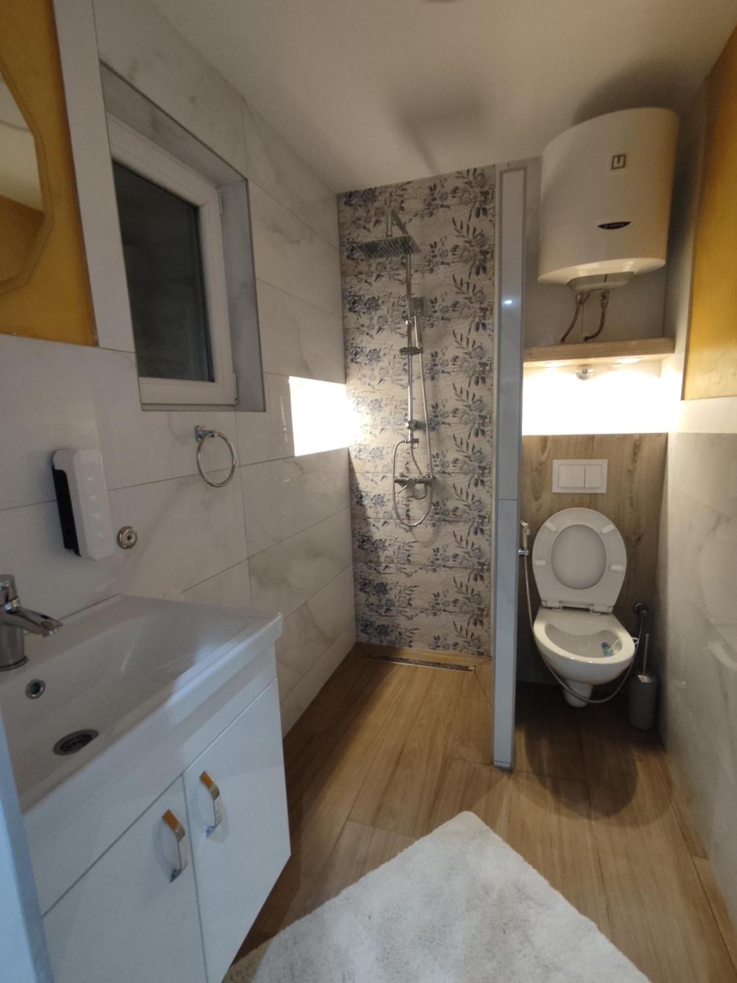 Ticina Apartment ซาราเยโว ภายนอก รูปภาพ