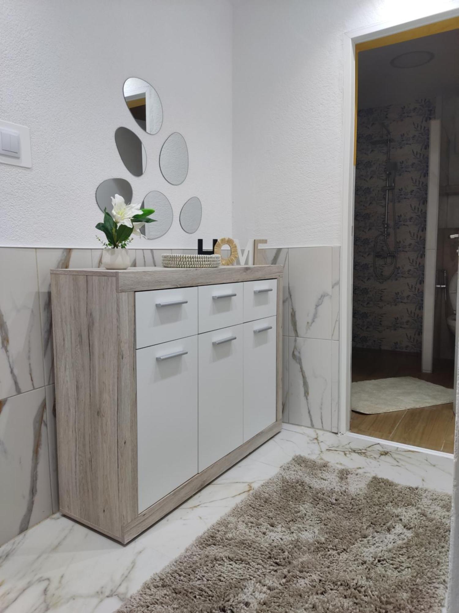 Ticina Apartment ซาราเยโว ภายนอก รูปภาพ