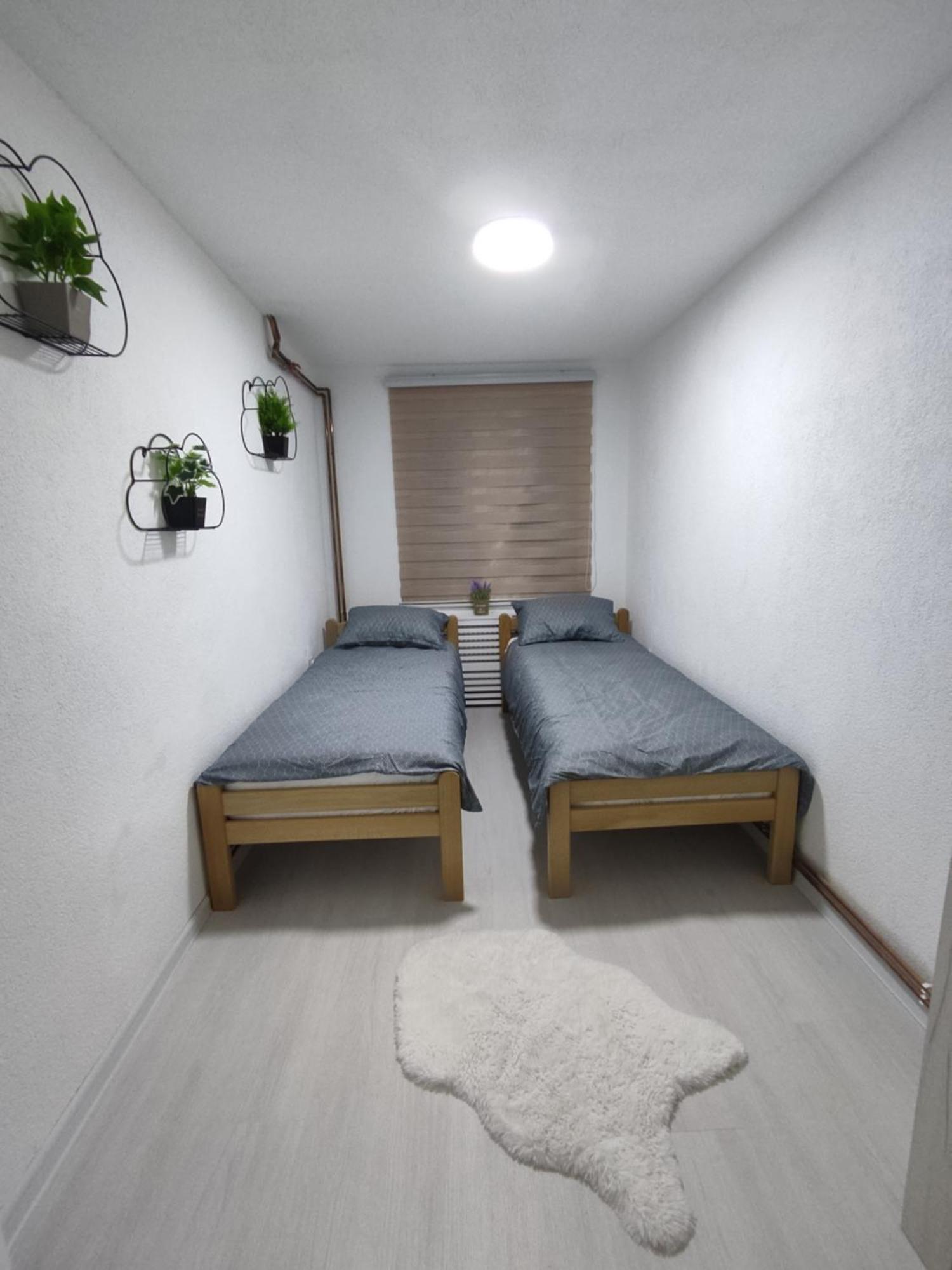 Ticina Apartment ซาราเยโว ภายนอก รูปภาพ