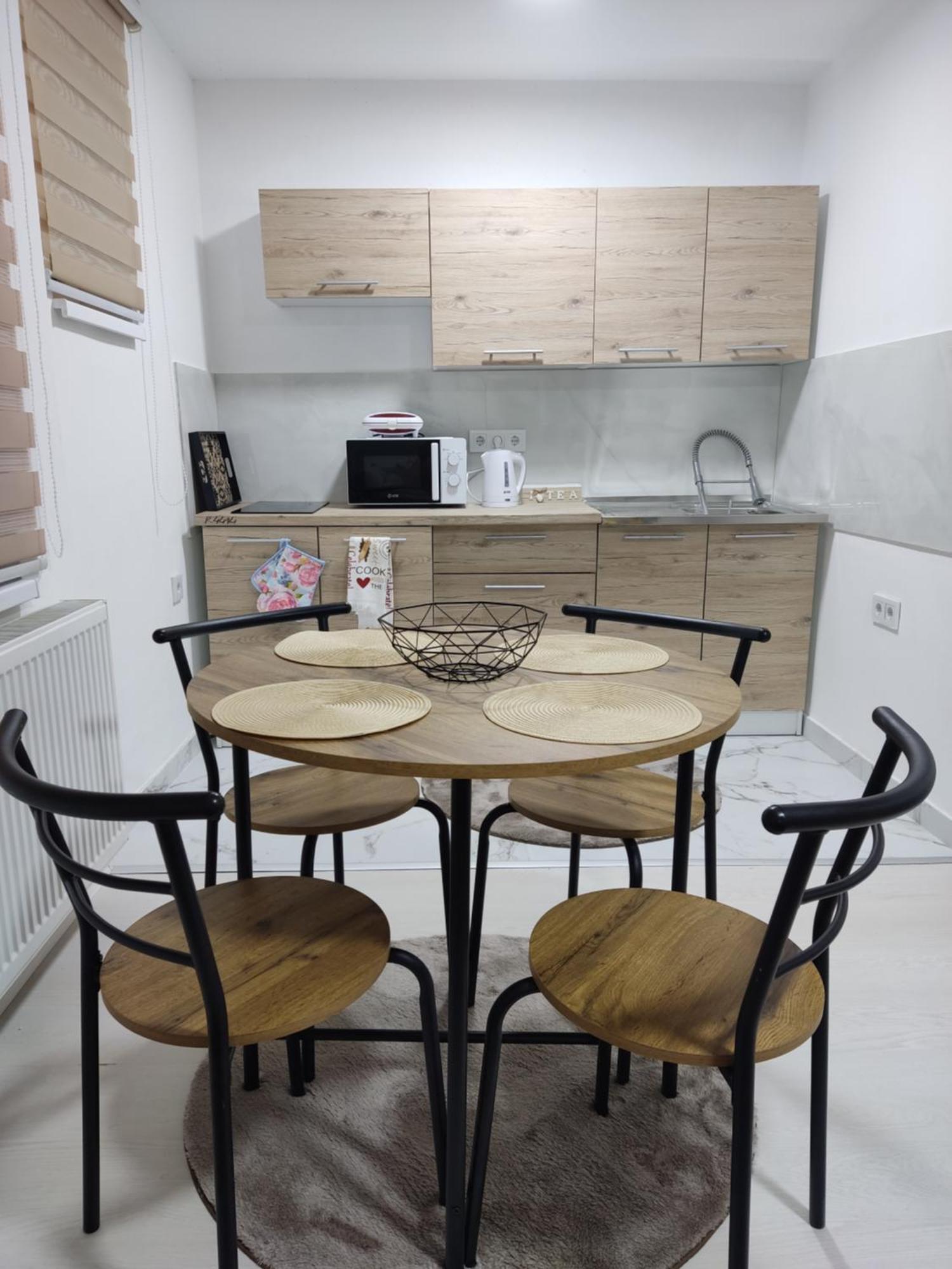 Ticina Apartment ซาราเยโว ภายนอก รูปภาพ