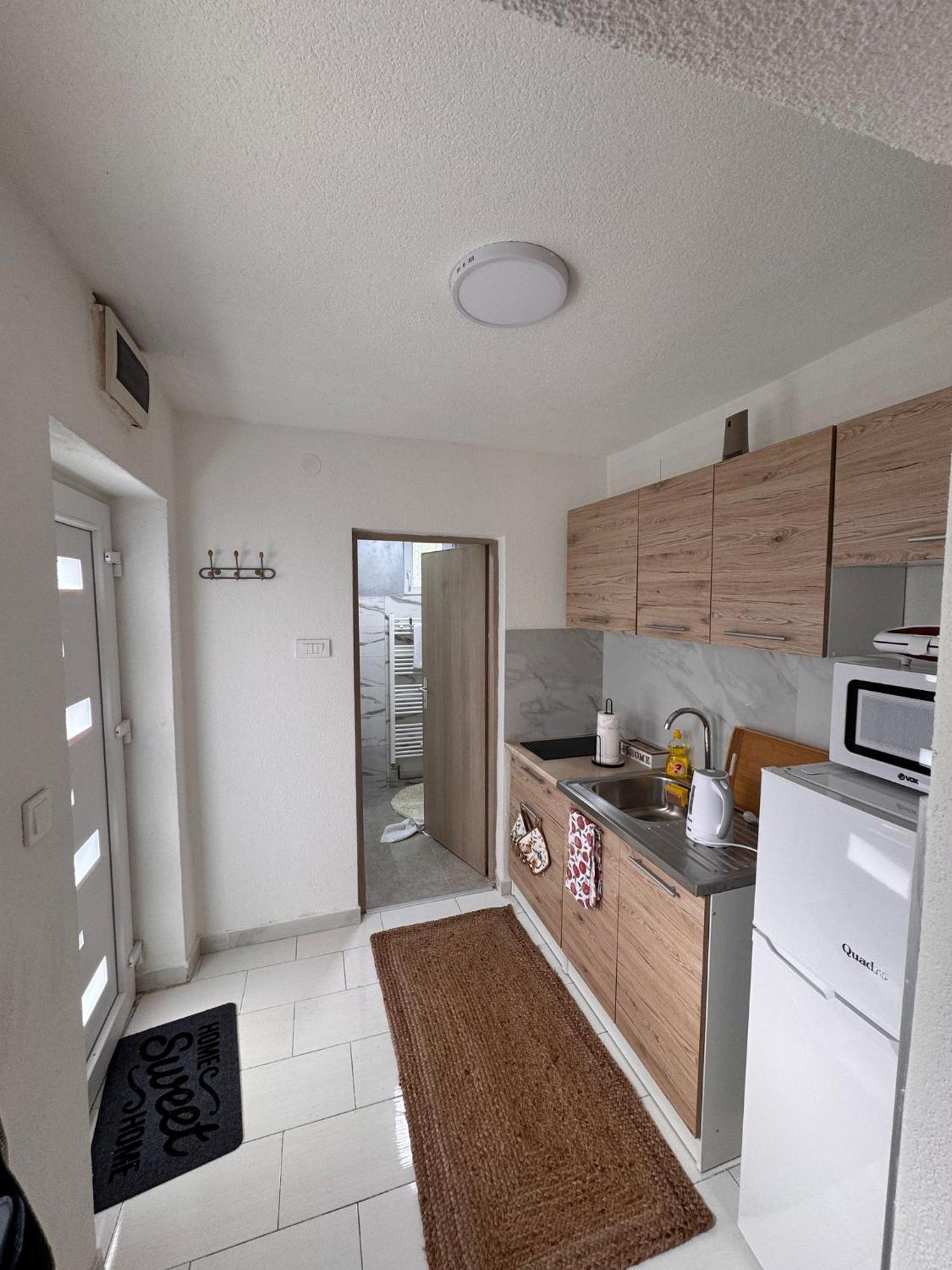 Ticina Apartment ซาราเยโว ภายนอก รูปภาพ